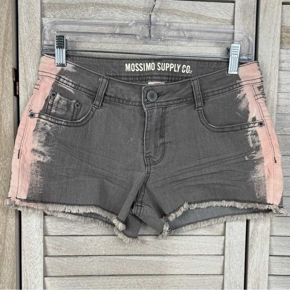 MOSSIMO SUPPLY CO. Gray/Pink Bleach Dye Stretchy Jean Shorts w Unfinished Hem-9